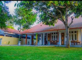 Ace Boutique Airport, guest house in Katunayake