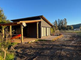 Cabaña en sector Aquelarre, Lago Vichuquén, cabaña o casa de campo en Vichuquén