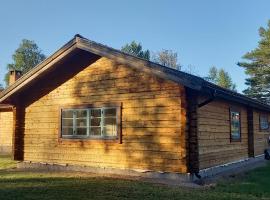 Vackert belägen lägenhet i Gesunda, hotel in Sollerön