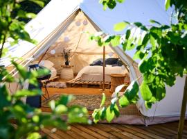 Hesselgaard Glamping, luxury tent in Dalby