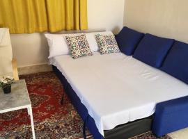 Lovely one-bedroom condo with garden view, apartmán v rezidenci v Káhiře