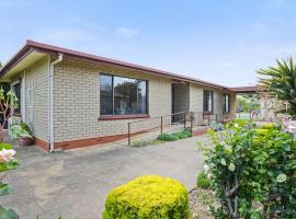 Great Location Stay and Relax, hotel in Victor Harbor