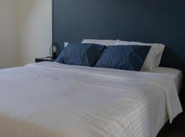 Au Petit Canteleu - Bed & Breakfast, hotel a Beloeil