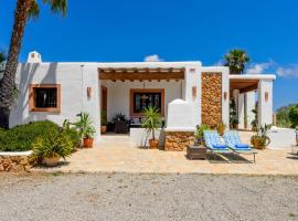 Villa Cana Clara, holiday home sa Sant Carles de Peralta