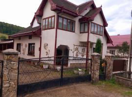 Casa Simerea, hotel in Mălini