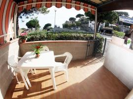 Appartamenti Costa del Sole- Bilocale Giulia, place to stay in Seccheto
