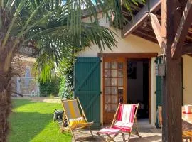 Charmant Studio 25 m² avec mezzanine et piscine