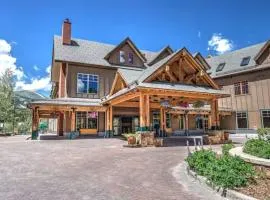 3 Bedroom Condo On Main Street In Breckenridge - Pool, Hot Tubs, Fitness Center & More!
