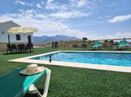 VILLA GABRIEL, holiday home in Canillas de Albaida