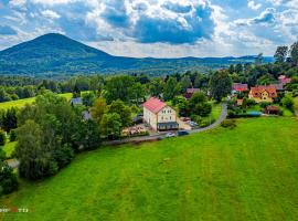 Penzion Zvoneček, pet-friendly hotel in Jetřichovice