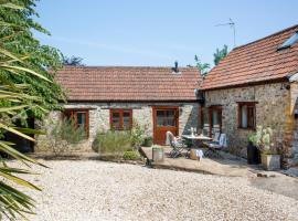 Whitley Farm Dairy, holiday home in Northleigh