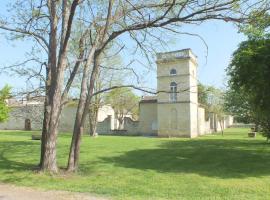 La Tour du Domaine de Choisy, hotelli kohteessa Abzac