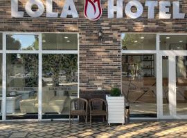 Lola Kokand Hotel, hotel dengan parkir di Kokand