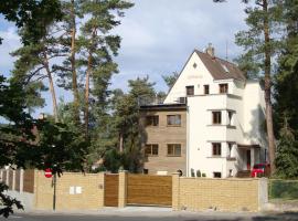 Apartmány FELSENBURG Staré Splavy, apartment in Doksy