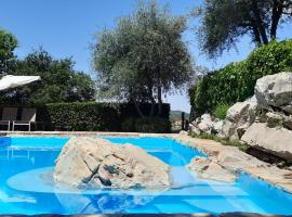 Borgo Livernano - Farmhouse with pool, smeštaj na selu u gradu Rada in Kjanti