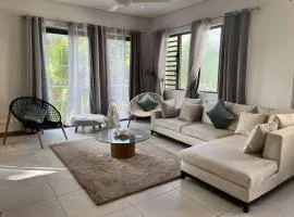 Elegant 3 Bedrooms Haven near Grand-Baie Beach & Center