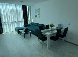 Spacious and cozy Apartment in complex Del Sol