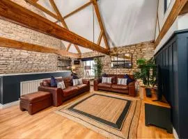 Luxury town centre loft apartment in converted Granary