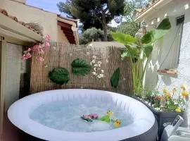MARTIGUES Adorable petite guest house
