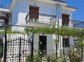 SUNDAY HOUSE, apartment in Skala Kallirakhis