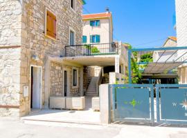 Apartment Centar, хотел в Постира