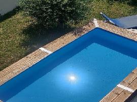 Coté Verdon Avec Coin Spa, hotel with hot tubs in Gréoux-les-Bains