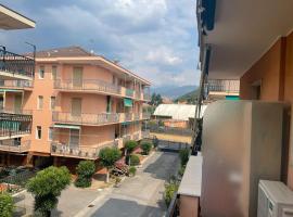 Casa Viki – apartament w mieście Pietra Ligure