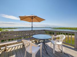 North Truro Home with Stunning Views!, spa hotel sa Provincetown