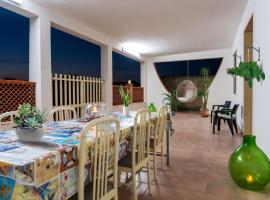 Casa Vacanze da Nino, Hotel in Torre Lapillo