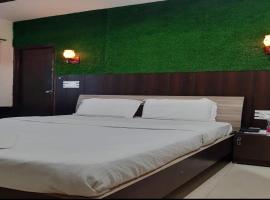OYO Spicy Town, 3-star hotel in Nārnaul