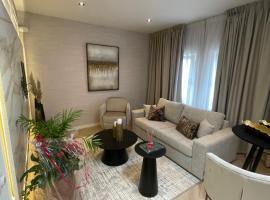 Centrum Hilversum appartement، فندق في هيلفرسوم