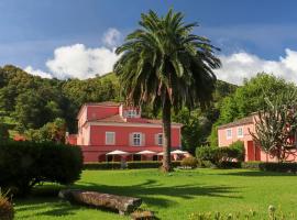 Solar de Lalém, hotel with parking in Maia