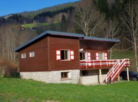 Grand chalet vue montagne, casa per le vacanze a Saint-Pierre-de-Chartreuse