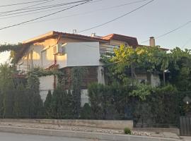 Vila Georgeta, hotell i Techirghiol