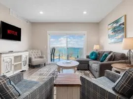 2BDR Lake View 1st Floor Condo steps to Beach 103E