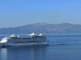 Alban sea view apartment