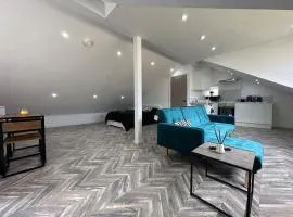 Brand New Penthouse Pad in Leeds