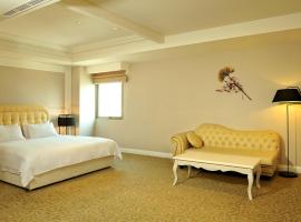 Asia Emperor Hotel, hotel in Tainan