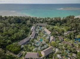 The Slate, Phuket、にあるプーケット国際空港 - HKTの周辺ホテル