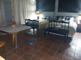 Nirvana 2, Habitación doble con todos sus servicios