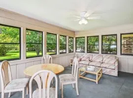 Sunroom and Patio Myrtle Beach Escape Near Golfing!