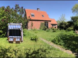 NEU! Ferienhaus mit Naturgarten, cottage in Gleschendorf