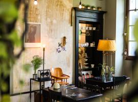 Le Boutik Hotel, hotel v Annecy