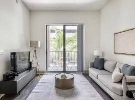 Doral 1 BR w Pool Gym MIA-14