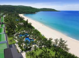 Katathani Phuket Beach Resort - SHA Extra Plus, hotel em Kata Beach