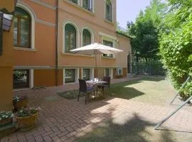 Venice-Lido apartment with an esclusive garden