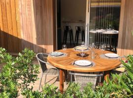 Les gites du canal, hotel v destinaci Gujan-Mestras
