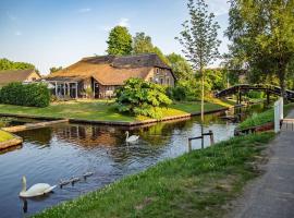 Bed & Wellness Mooi Giethoorn, hotel with jacuzzis in Giethoorn