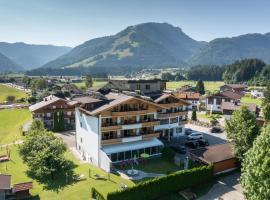 Hotel Waidachhof, hotel v destinaci Kössen