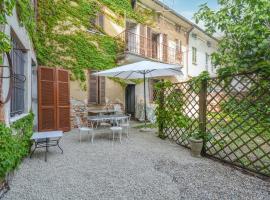 Gorgeous Home In Cuccaro Monferrato Al With Kitchen, hotel with parking in Cuccaro Monferrato